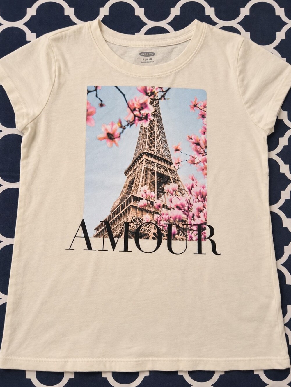 Old Navy Girls L 10-12 Eiffel Tower Paris Amour Graphic Tee